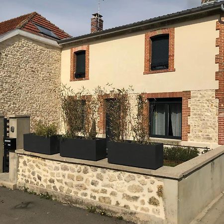 Agreable Maison Petit Jardin A 7 Minutes De Reims Pargny-les-Reims エクステリア 写真