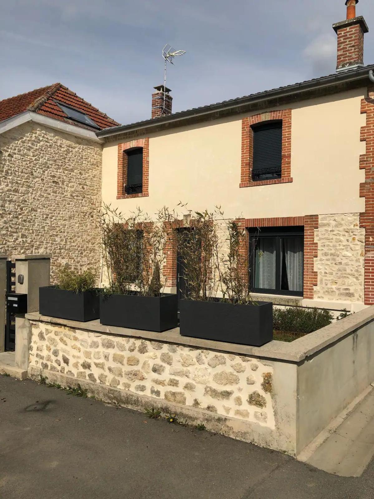 Agreable Maison Petit Jardin A 7 Minutes De Reims Pargny-les-Reims エクステリア 写真